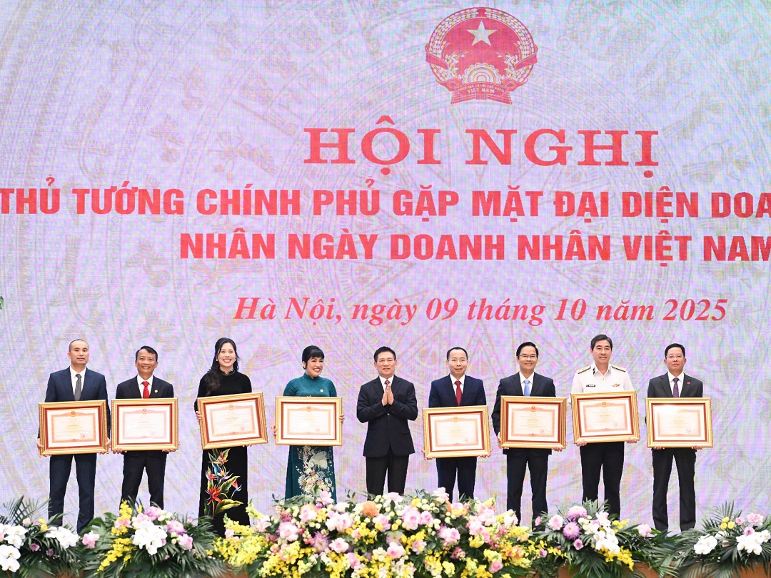 PHUC KHANG CORPORATION VÀ DẤU SON TỰ HÀO TRÊN HÀNH TRÌNH PHÁT TRIỂN XANH - BỀN VỮNG