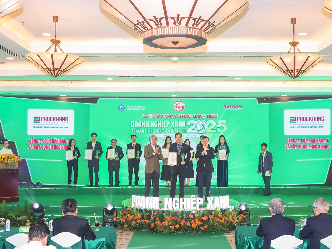 CHIẾN LƯỢC BỀN VỮNG TẠO NÊN GIÁ TRỊ DÀI HẠN: PHUC KHANG CORPORATION 2 NĂM LIÊN TIẾP ĐƯỢC VINH DANH “DOANH NGHIỆP XANH TP.HCM”